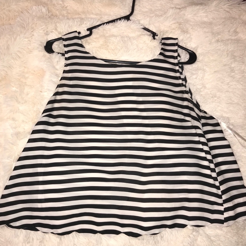 Black & white stripped top